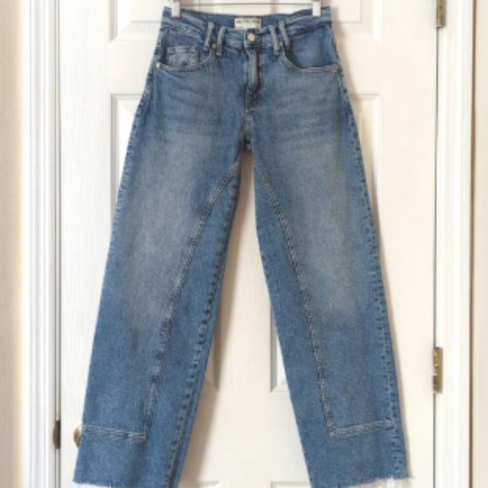 We The Free Risk Taker Medium Wash High Rise Straight Raw Hem Jeans Mantra 24